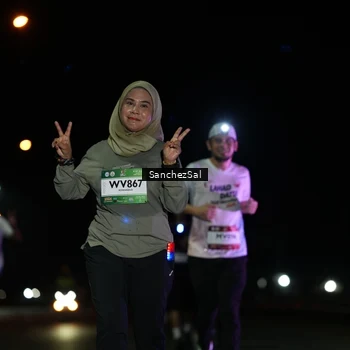 Runner Photo 7659360
