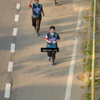 Runner Photo 7659362