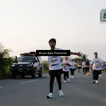Runner Photo 7659363