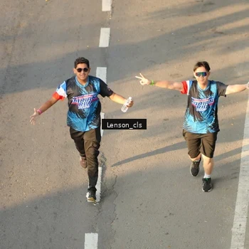 Runner Photo 7659375