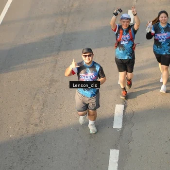 Runner Photo 7659392