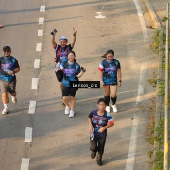 Runner Photo 7659399