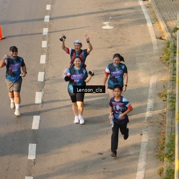 Runner Photo 7659400