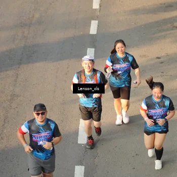 Runner Photo 7659420