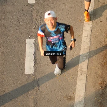 Runner Photo 7659427