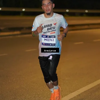 Runner Photo 7659484