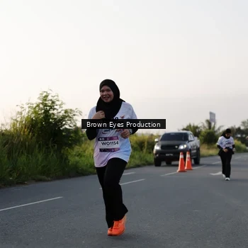 Runner Photo 7659504