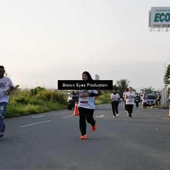 Runner Photo 7659509
