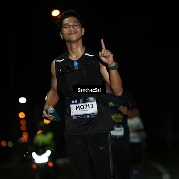 Runner Photo 7659530