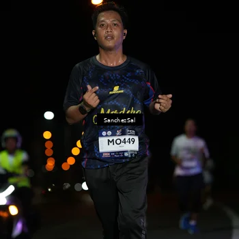 Runner Photo 7659538