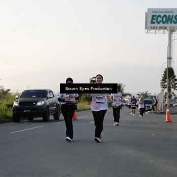 Runner Photo 7659545