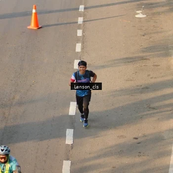 Runner Photo 7659547