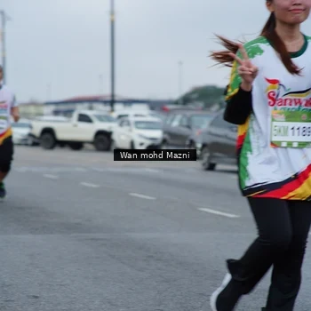 Runner Photo 7659551