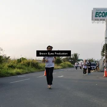 Runner Photo 7659552