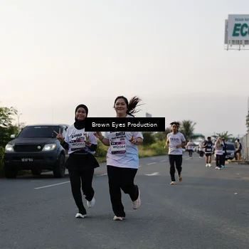 Runner Photo 7659554