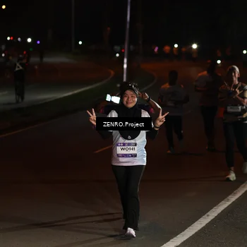 Runner Photo 7659565
