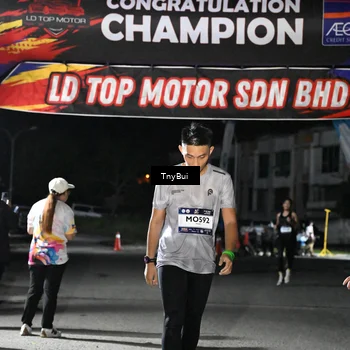 Runner Photo 7659571