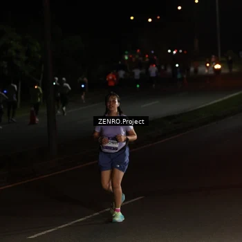 Runner Photo 7659578