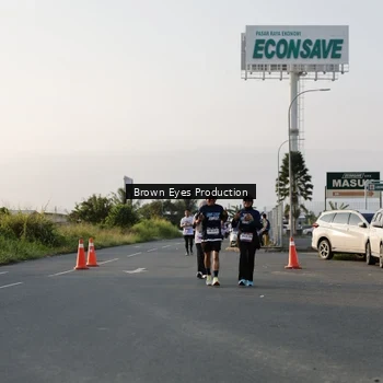 Runner Photo 7659583