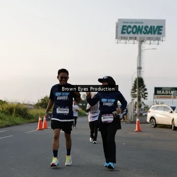 Runner Photo 7659588