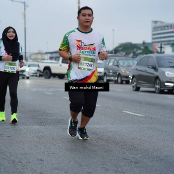 Runner Photo 7659608