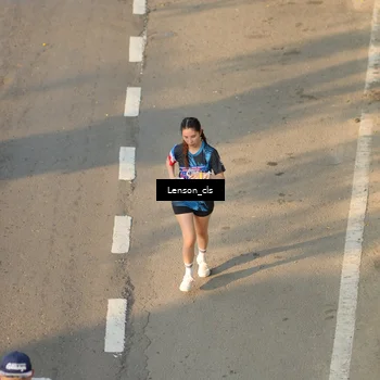 Runner Photo 7659615