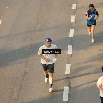 Runner Photo 7659629
