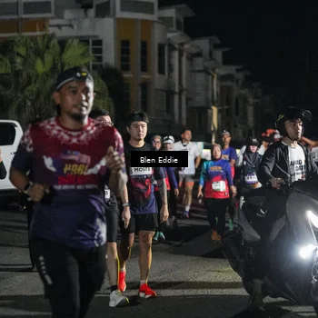 Runner Photo 7659636
