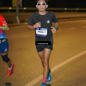 Runner Photo 7659644