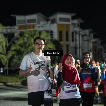 Runner Photo 7659647