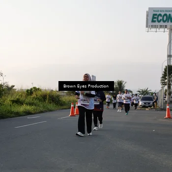 Runner Photo 7659657