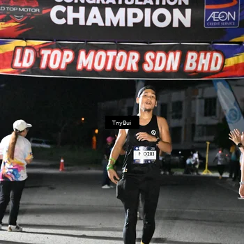 Runner Photo 7659678