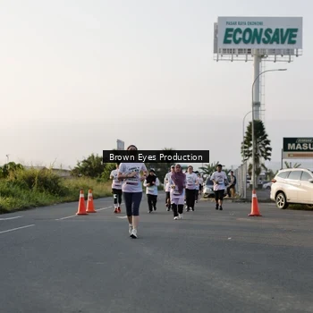 Runner Photo 7659693