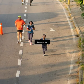Runner Photo 7659699