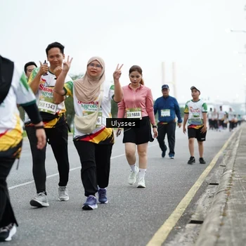 Runner Photo 7659710