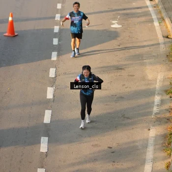 Runner Photo 7659716