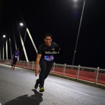 Runner Photo 765974