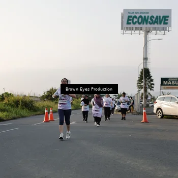 Runner Photo 7659746