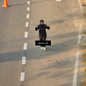 Runner Photo 7659768