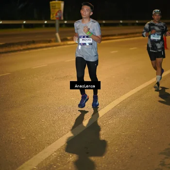 Runner Photo 7659790