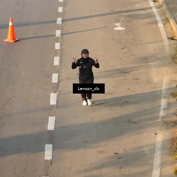 Runner Photo 7659792