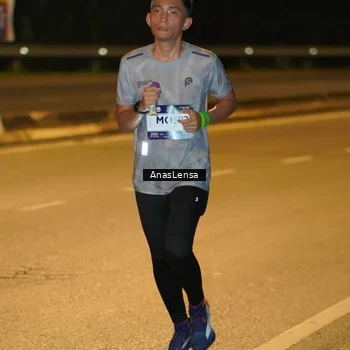 Runner Photo 7659795