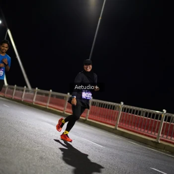 Runner Photo 765980