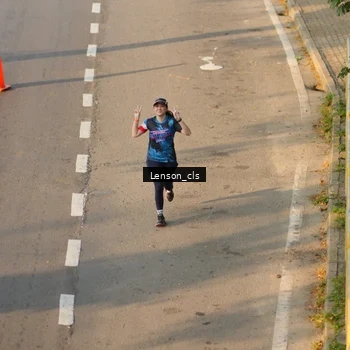 Runner Photo 7659804