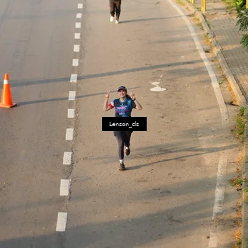 Runner Photo 7659817