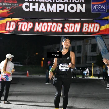 Runner Photo 7659835