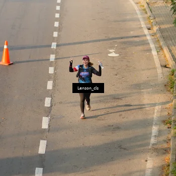 Runner Photo 7659845