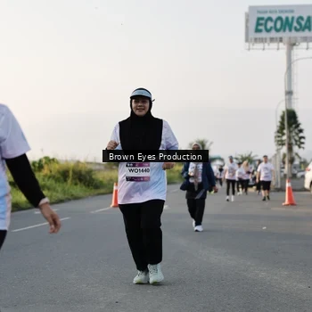 Runner Photo 7659846