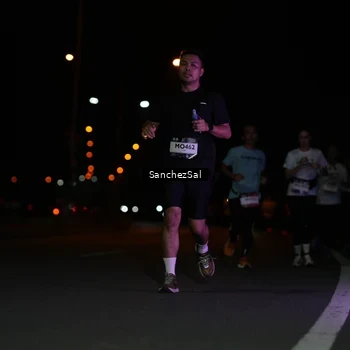 Runner Photo 7659854