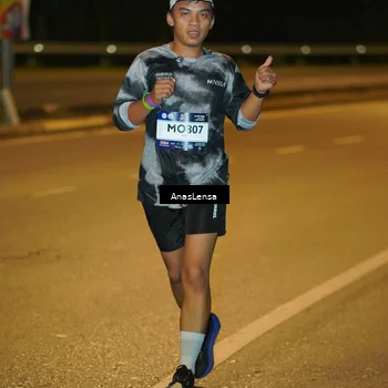 Runner Photo 7659889
